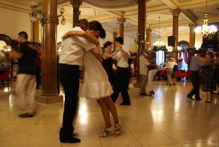 Tango in Cafe Notables at La Confiteria Ideal Tango in Cafe Notables at La Confiteria Ideal